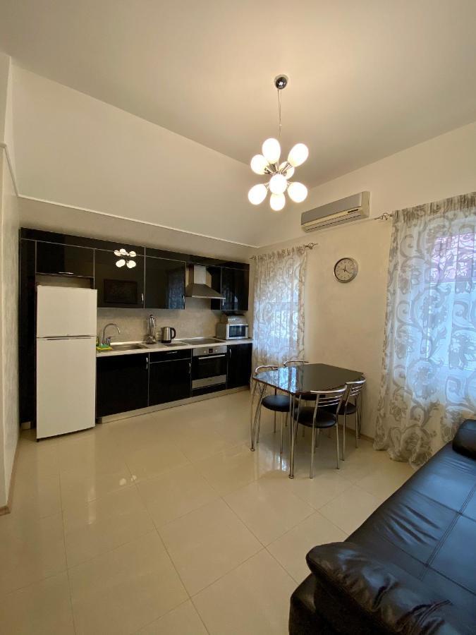 Gali Apart Apartment Odessa Exterior photo